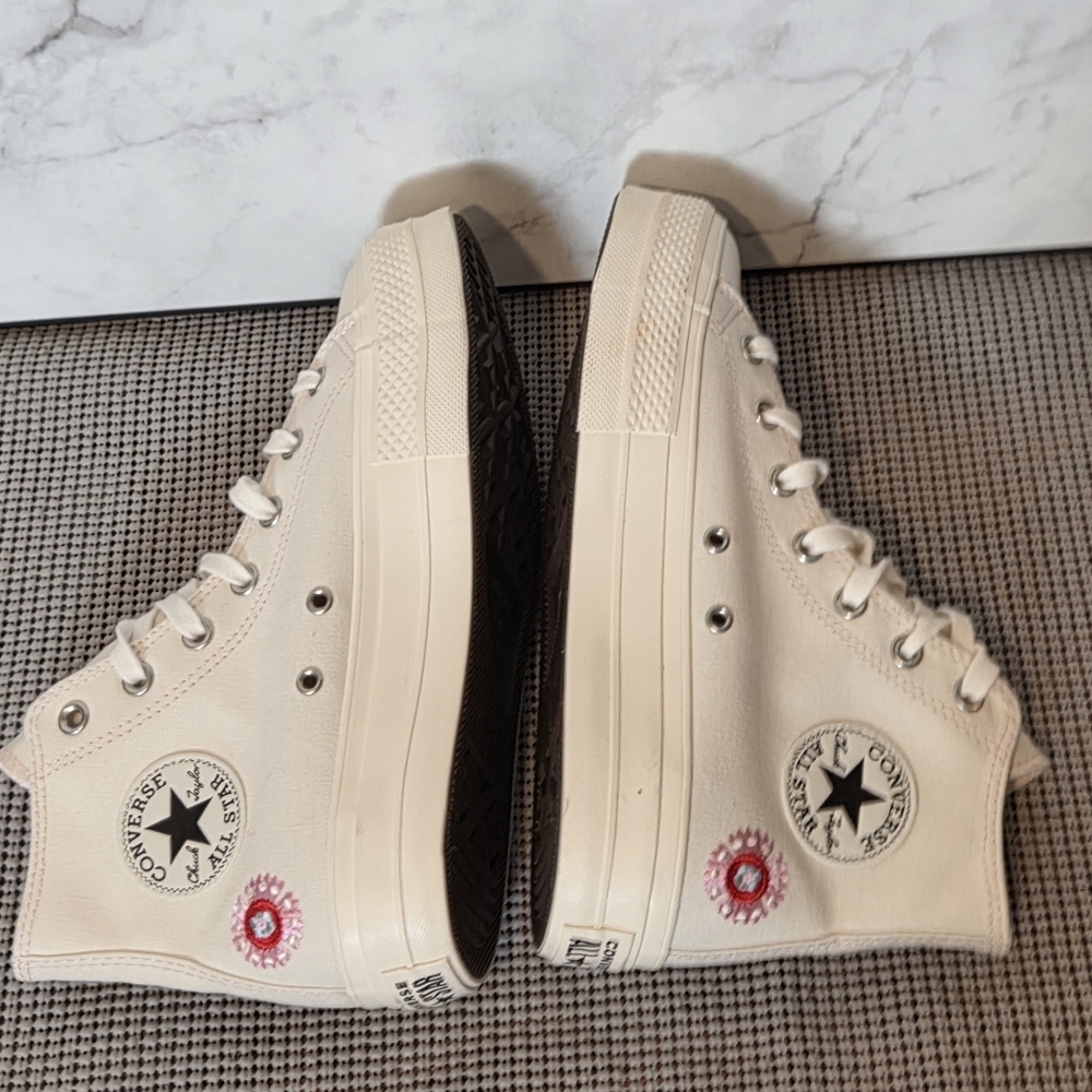 Converse Chuck Taylor All Star Hi Lift Floral Embroidery Women Sneaker Shoes 9 - Picture 6 of 9